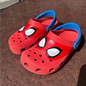 Kids' Red Spider Hero Clogs